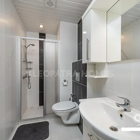 Second Building By Beach/второй комплекс у пляжа * Alanya