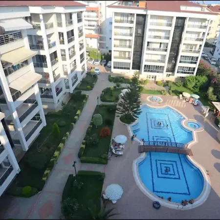 Second Building By Beach/второй комплекс у пляжа Alanya