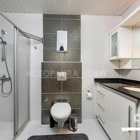 Apartment Second Building By Beach/второй комплекс у пляжа Alanya